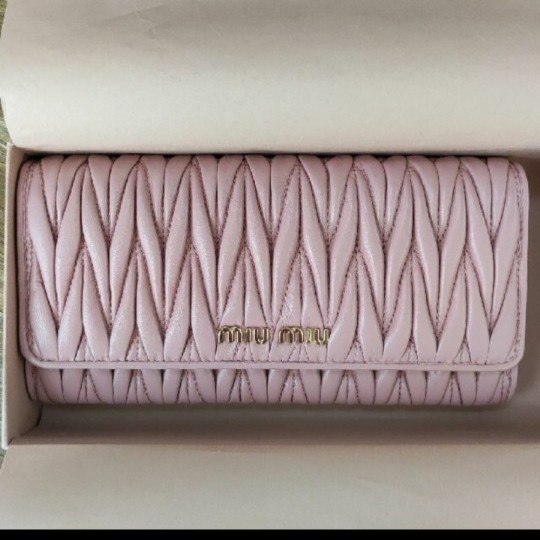 miumiu 長財布 ミュウミュウ サマンサタバサ | noonanwaste.com