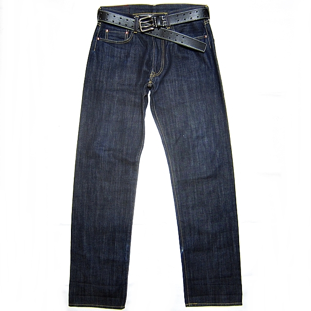 即決 CUNE メンズW32≒80cm ストレートデニム キューン 美品 即決 CUNE メンズW32≒80cm ストレートデニム キューン 美品