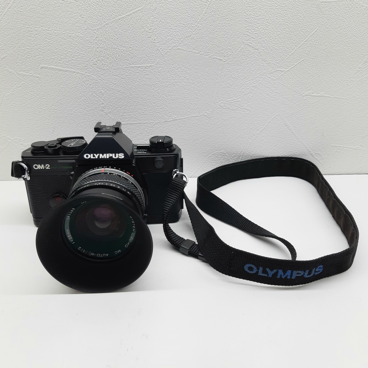 【ジャンク】OLYMPUS オリンパス カメラ OM-2 ＋レンズ OM-SYSTEM ZUIKO AUTO-W 1:2 f=35mm_画像1