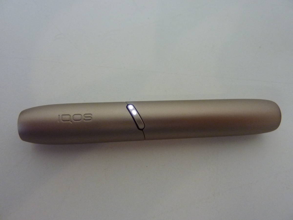 ② 中古品 iQOS3 DUO アイコス 3 デュオ キット ゴールド 本体 激安 爆安 1円スタート_画像2