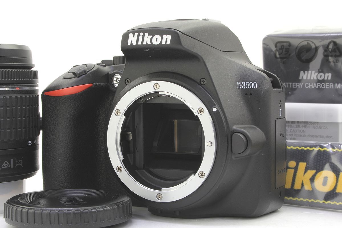 超 Nikon D3500 AF-P DX NIKKOR 18-55mm 3.5-5.6G VR レンズキット 