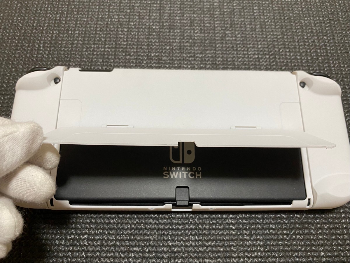 9Hフィルム付 新型　Switch  有機ELモデル専用　本体カバー　保護カバー　ニンテンドースイッチカバー