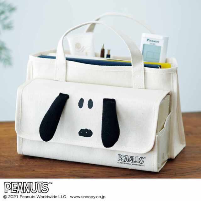 SNOOPY Snoopy * keep ... handle attaching! tissue BOX. can be stored! interior bag SPRiNG springs 2022 year 2 month number appendix PEANUTS