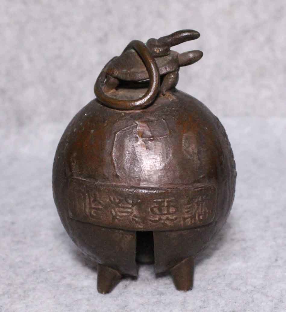 Yahoo!オークション - 金属工芸 鈴 置物 亀 蛇 銅器 bell 楠正成 Yahoo!オークション - 金属工芸 鈴 置物 亀 蛇 銅器 bell 楠正成
