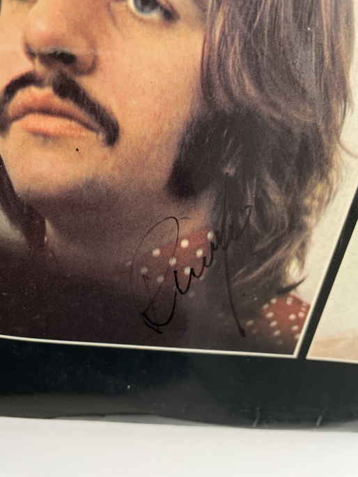 * Beatles Beatles with autograph LP record search Beatles John * Lennon square fancy cardboard Queen CD pamphlet photograph 
