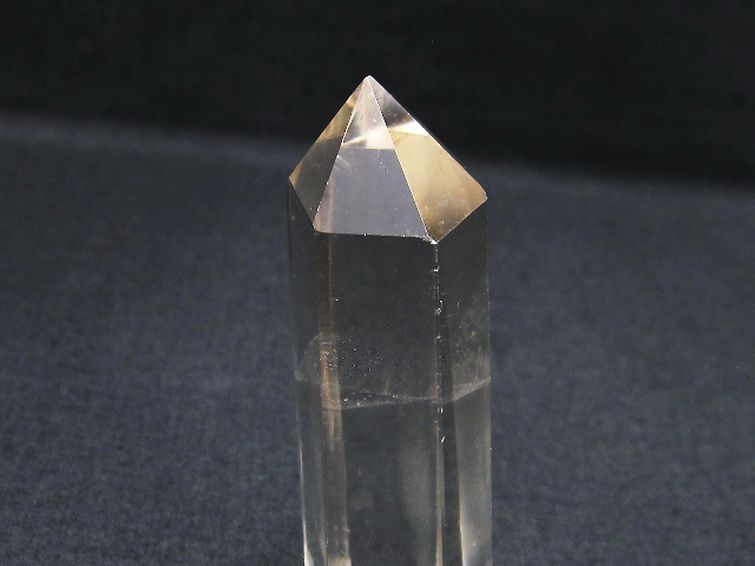 誠安◆天然石高級品ライトニング水晶六角柱[T60-22804]_画像3