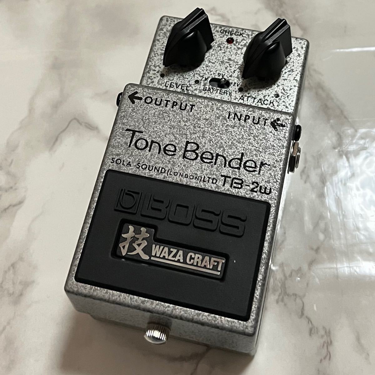 BOSS TB-2W Tone Bender