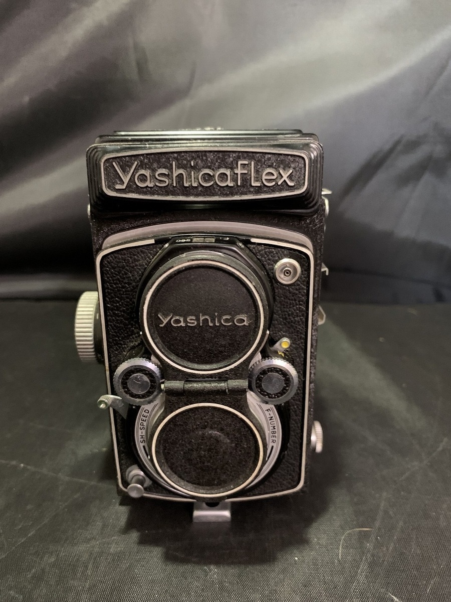 Yashicaflex ヤシカフレックス 二眼レフ 1:3.5 f=80mm COPAL-MXV Yashicaflex ヤシカフレックス 二眼レフ 1:3.5 f=80mm COPAL-MXV
