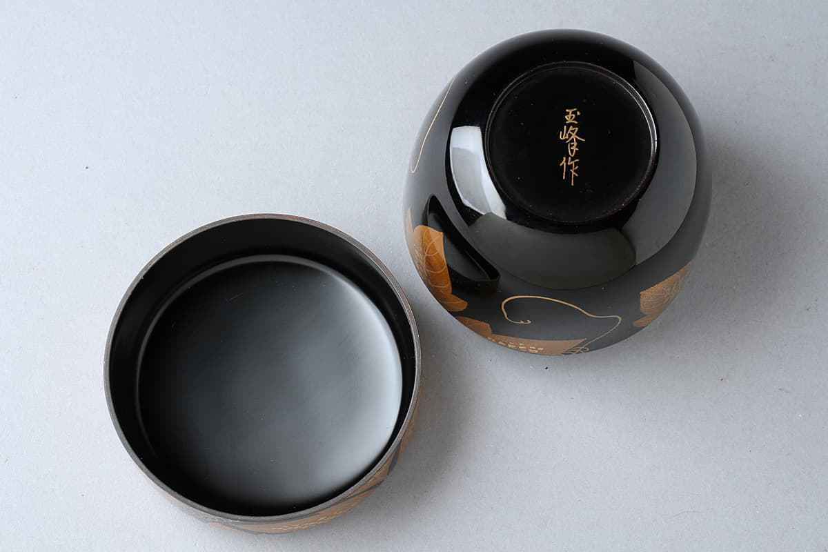 Yahoo!オークション - EA171 【寺尾茂雄 作(玉峰)】輪島塗 黒漆 Yahoo!オークション - EA171 【寺尾茂雄 作(玉峰)】輪島塗 黒漆