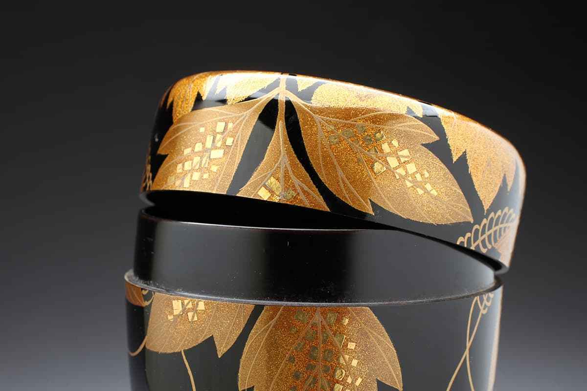 Yahoo!オークション - EA171 【寺尾茂雄 作(玉峰)】輪島塗 黒漆 Yahoo!オークション - EA171 【寺尾茂雄 作(玉峰)】輪島塗 黒漆