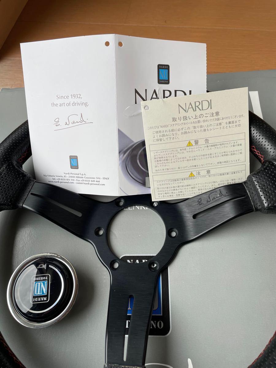ナルディ ステアリングホイール ハーフディープコーン 33φ ナルディ ステアリングホイール ハーフディープコーン 33φ