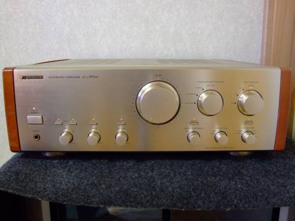 お手持ちのアンプ音質向上チューンをお受けします。607 707 907 AU ...