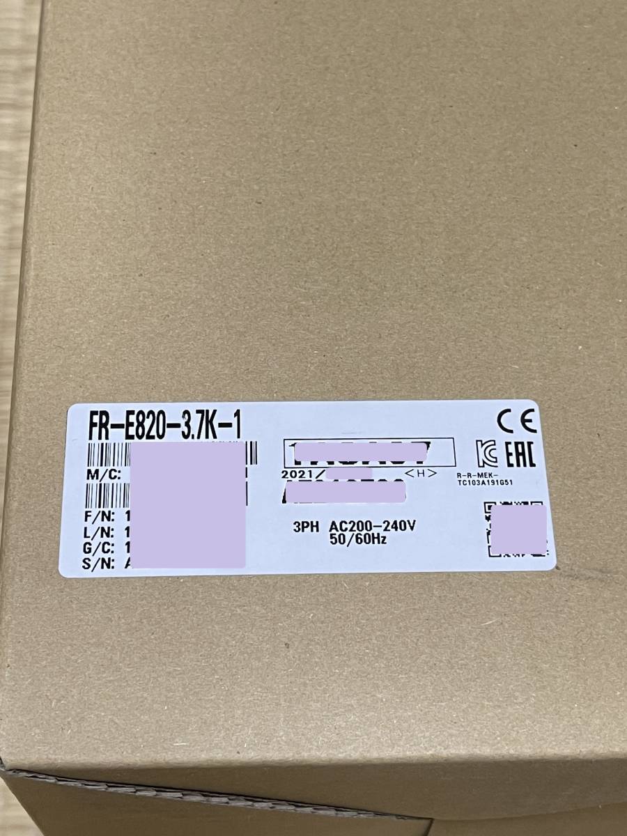 FR-E820-3.7K-1 (2021年製) 最小クラスの高性能インバータ FREQROL