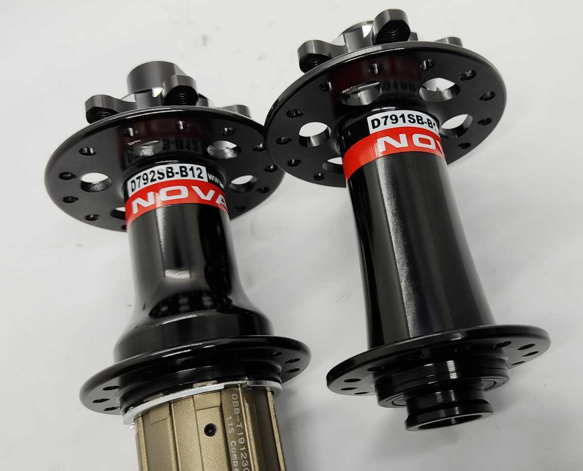 未使用) NOVATEC 軽量ハブ ブースト規格 前後 28ホール mtb ホイール
