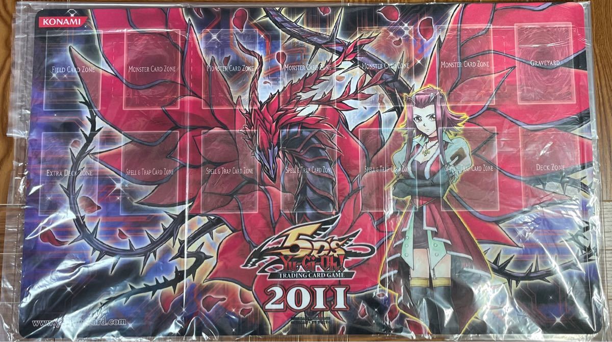 c99 EATOS 遊戯王 十六夜アキ ブラックローズドラゴン スリーブ c99 EATOS 遊戯王 十六夜アキ ブラックローズドラゴン スリーブ