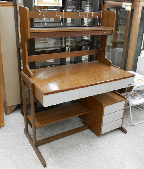 Yahoo!オークション - 浜本工芸 学習机 幅104cm 書斎机 デスク Yahoo!オークション - 浜本工芸 学習机 幅104cm 書斎机 デスク
