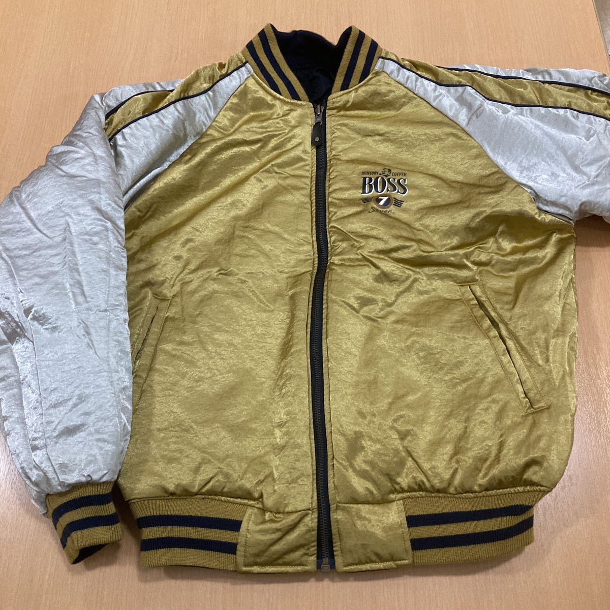 ヴィンテージ金のボスジャン非売品 BOSS リバーシブルナイロン