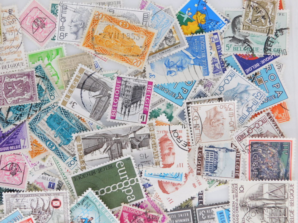 海外切手 外国切手 ベルギー １００枚　使用済切手　コラージュ 紙もの_画像3