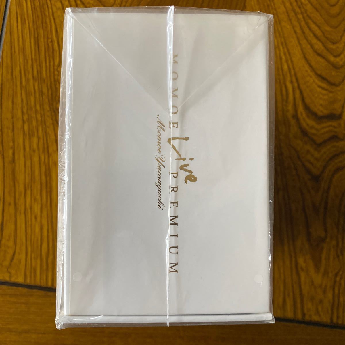 新品未開封品☆山口百恵/MOMOE LIVE PREMIUM (DVD付) 完全生産限定盤