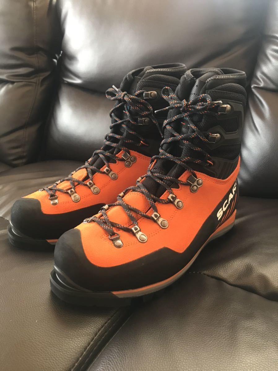 新品未使用品!現行モデル!雪山用登山靴 SCARPA スカルパ モンブラン