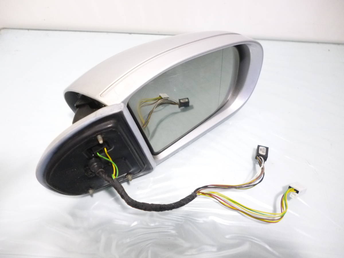 * Benz C Class W203 C200 KOMPRESSOR original right door mirror 744U*