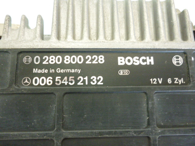 * Benz W201 190E 2.6 original engine computer -006 545 21 32*