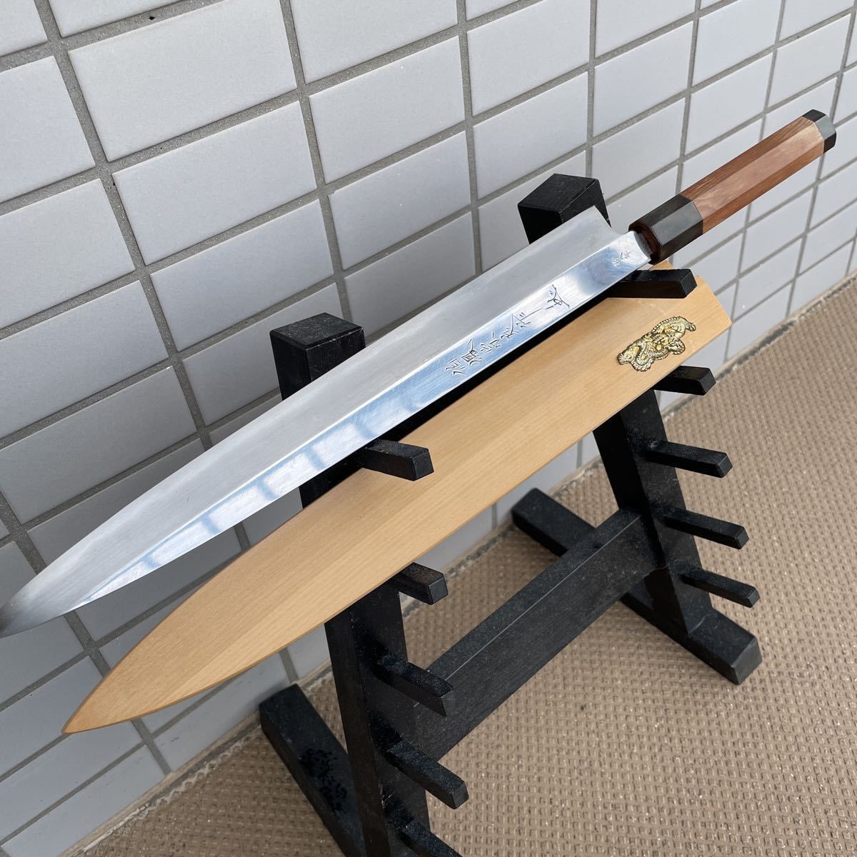 稀有 故伯鳳研ぎ 伯鳳宗良作 山脇刃物 柳 包丁 龍 八角柄 両水牛角 青