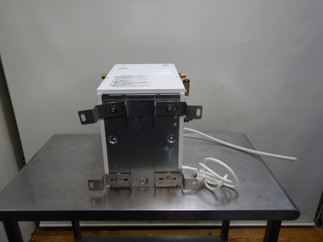 4 2018年製 TOTO REW12A1D1K 小型 電気温水器 100V 用 75度 給湯器 12L