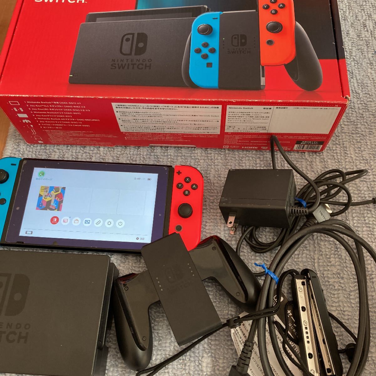 Nintendo Switch JOY-CON(L) ネオンブルー/(R) ネオンレッド 新型 本体