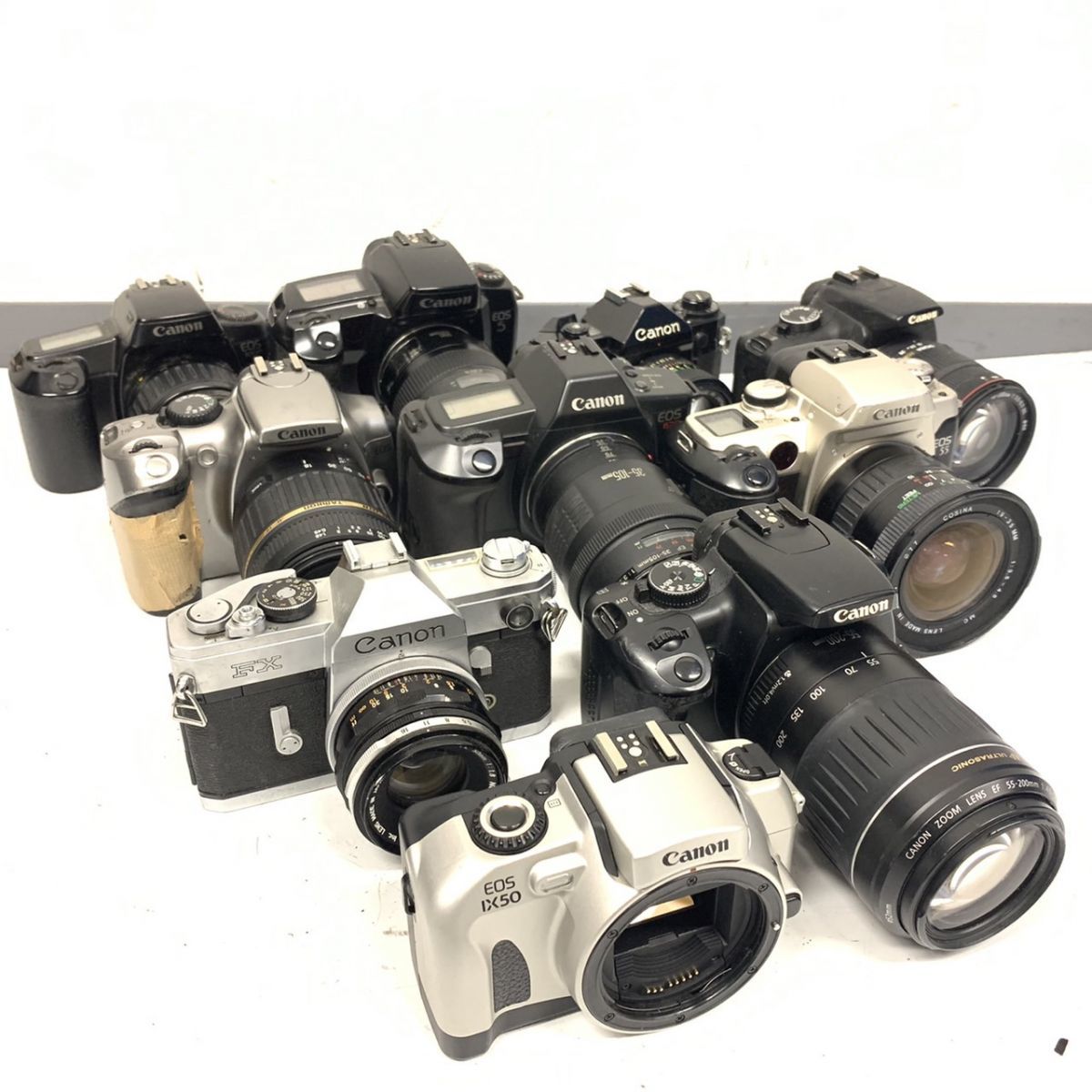 T930-00000□ Canon キャノン AF MF デジタル一眼 カメラ 10点セット