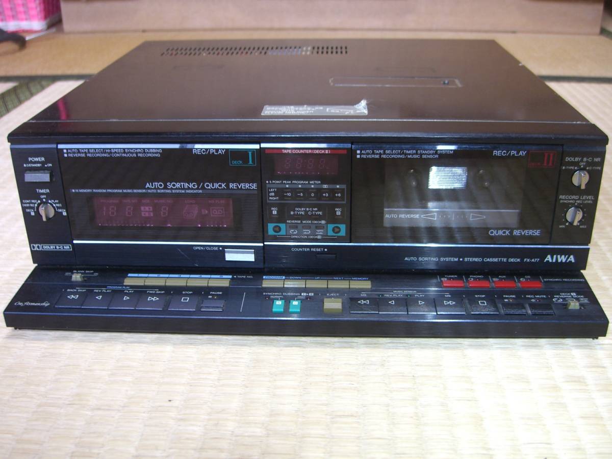 AIWA アイワカセットデッキ カセットテープ５本オートチェンジャー FX-A7７ 昭和レトロ レア？ジャンクです。
