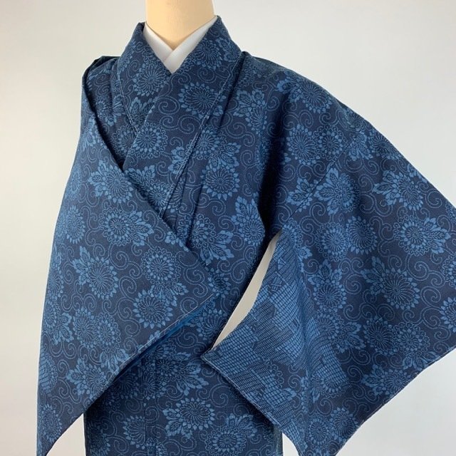 着物さと 徳島県無形文化財 阿波藍染  啄志 作訪問着 菊唐草 本藍