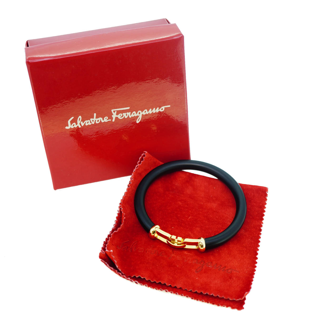 新作超特価 Ferragamo サルバトーレフェラガ モ三連バングル