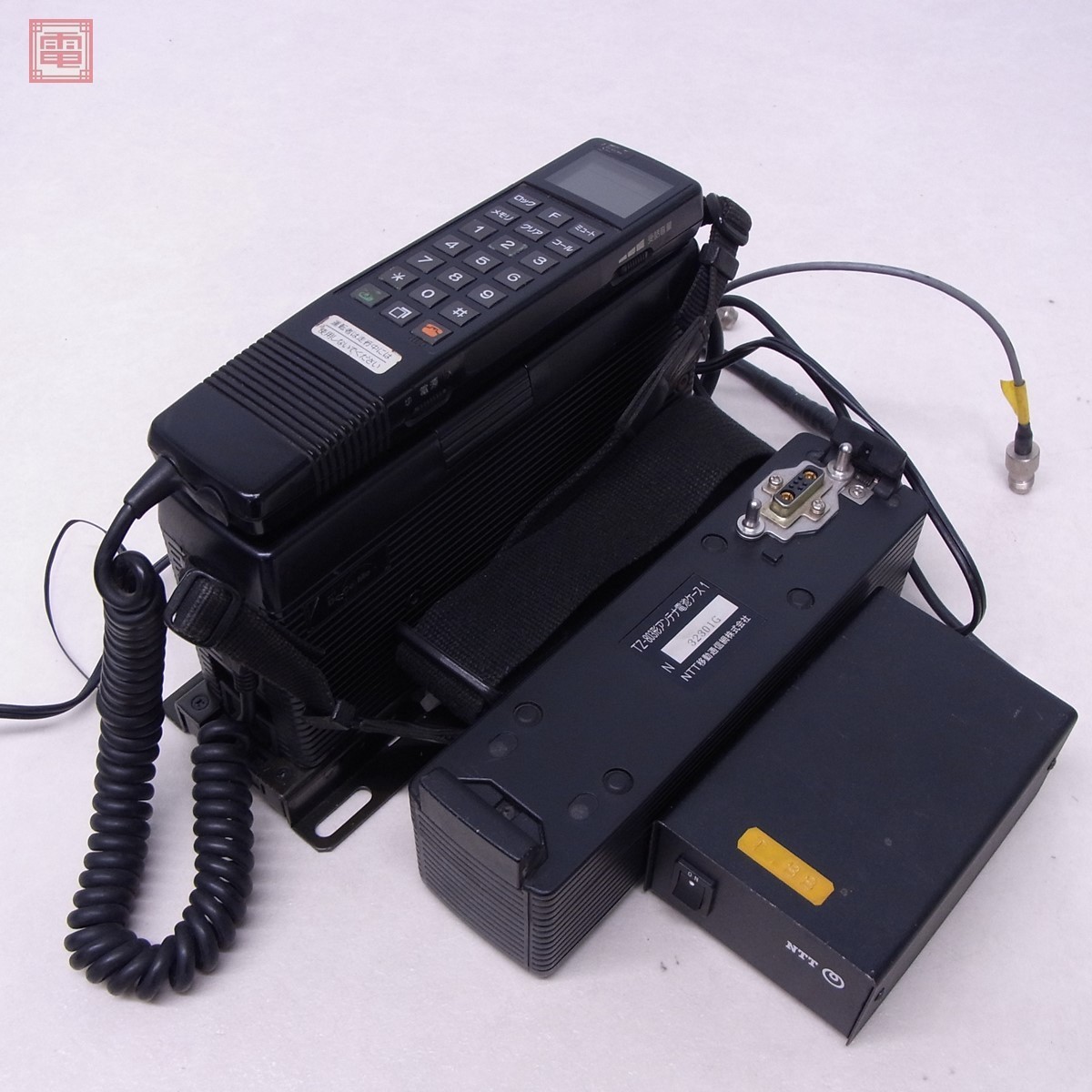 NTT docomo ドコモ TZ-803形AC号移動機 携帯電話 ショルダーホン バッテリー・ACアダプター付基台付属 現状品【20_画像1