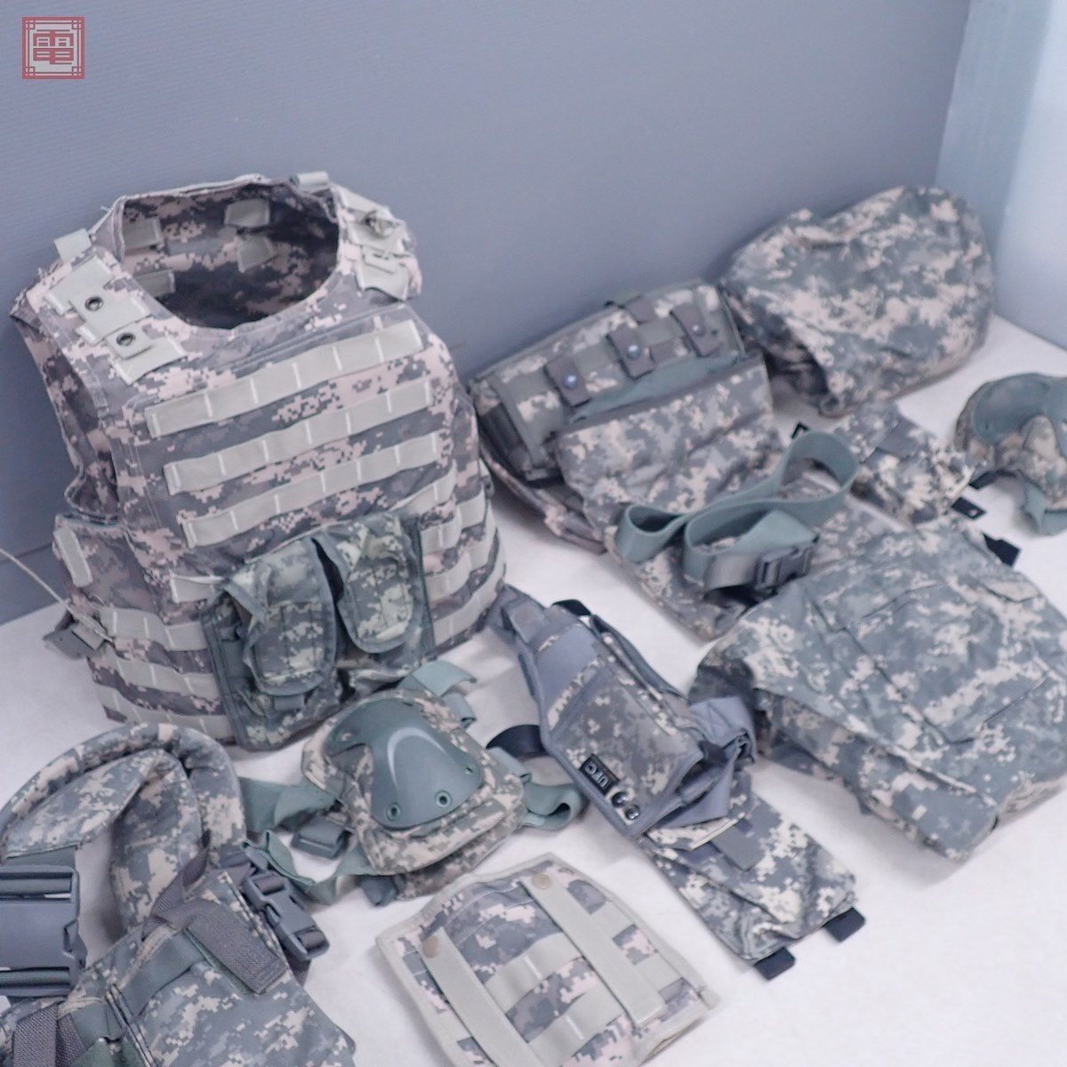 米軍 UCP/ACU/BDU プレートキャリア プレキャリ まとめて セット デジタル迷彩 サバゲー 迷彩柄 個人装備【40_画像1