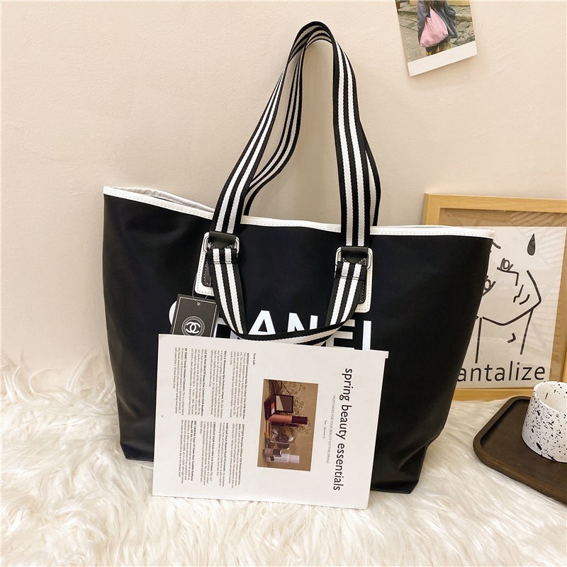 CHANEL 新品未使用 トートバッグ ノベルティ|Yahoo!フリマ(旧 CHANEL 新品未使用 トートバッグ ノベルティ|Yahoo!フリマ(旧