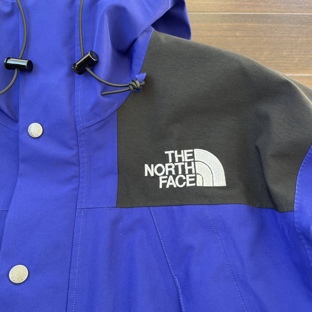 海外限定モデル The North Face 1990 MOUNTAIN JACKET GTX AZTEC BLUE 