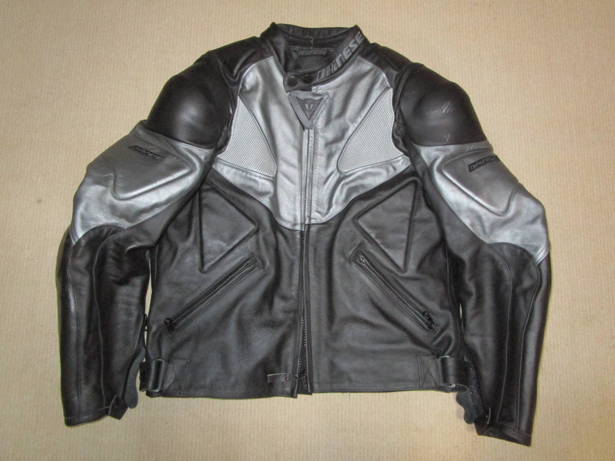 77%OFF!】 イタリア製 レザーレーシングスーツ S 本革 ツナギDAINESE