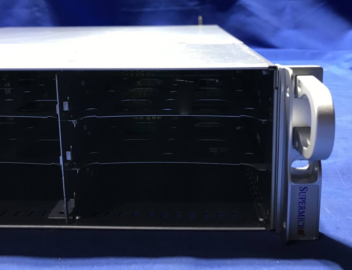 S4013106 SUPERMICRO 826-9 1点【通電OK、本体のみ】 4