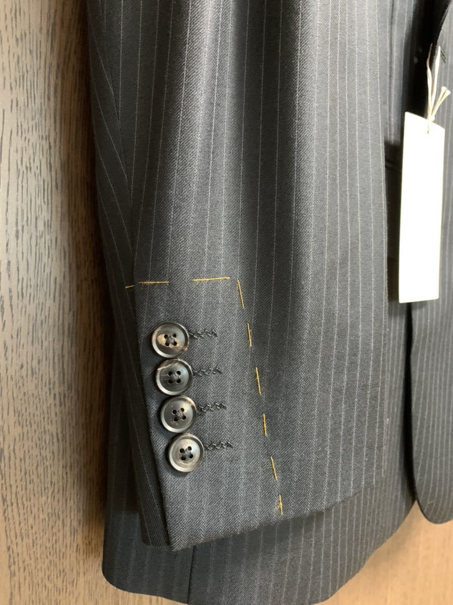 BB4新品未使用!最高級イタリアゼニア生地で仕立てたチャコールグレー