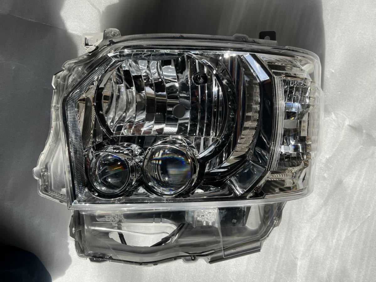 TRH200 ハイエース スーパーGL 左LED ヘッドライト 後期 美品 www