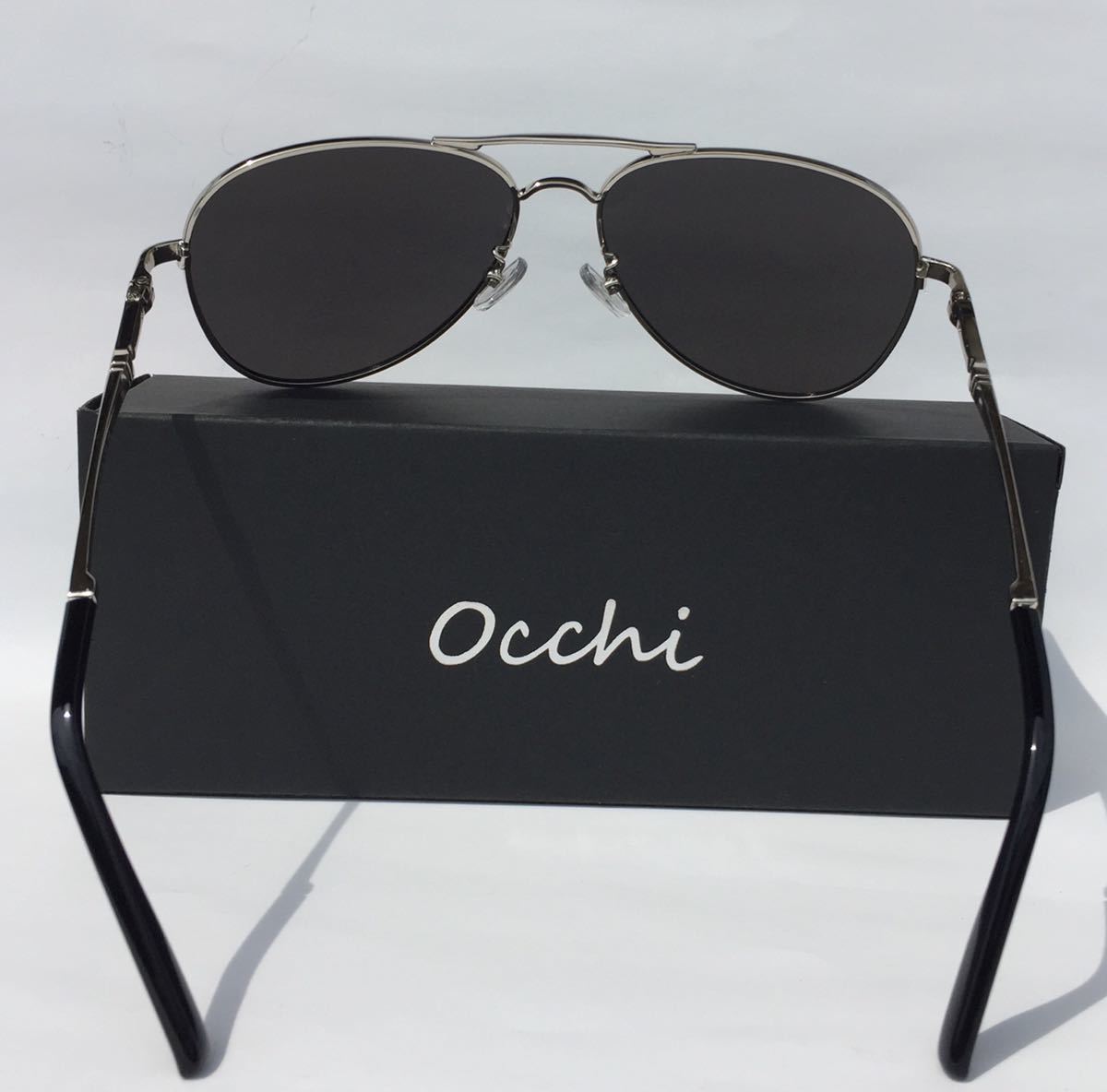 新品 OCCHI 偏光サングラス UV400 軽量 ティアドロップ型 シルバーミラー