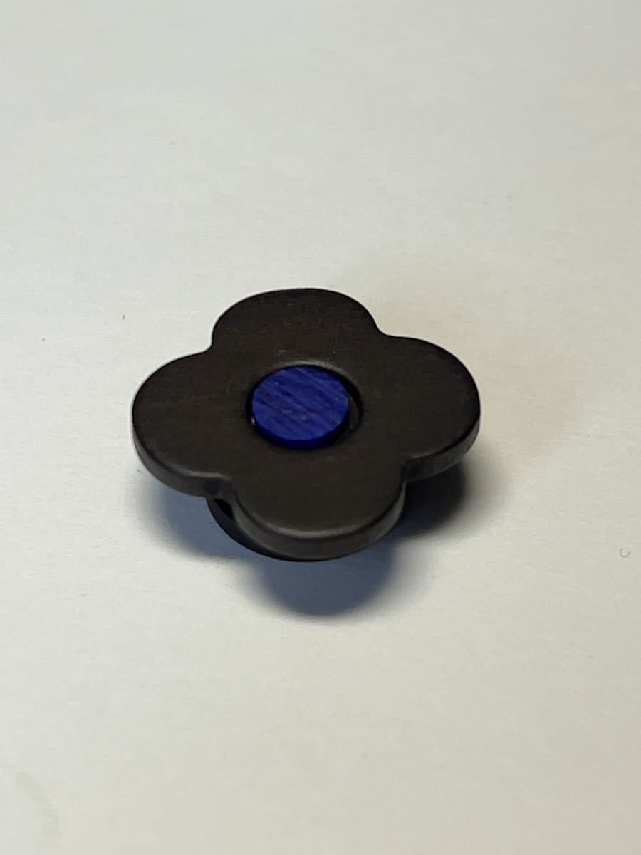 未使用新品 LARDIN(ラルディーニ) 純正ブートニエール 木製 未使用新品 LARDIN(ラルディーニ) 純正ブートニエール 木製