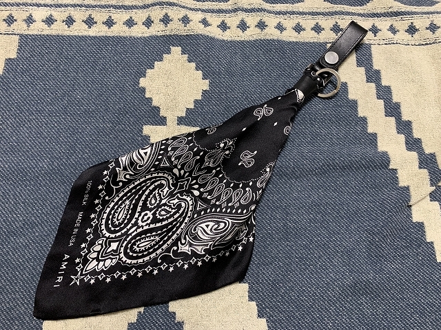 美品 AMIRI バンダナ キーチェーン アミリ | www.caravantechs.com