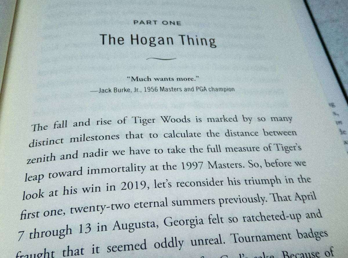 ＜洋書＞吠え返す：タイガー・ウッズの凋落と復活『ROARING BACK: The Fall and Rise of TIGER WOODS』