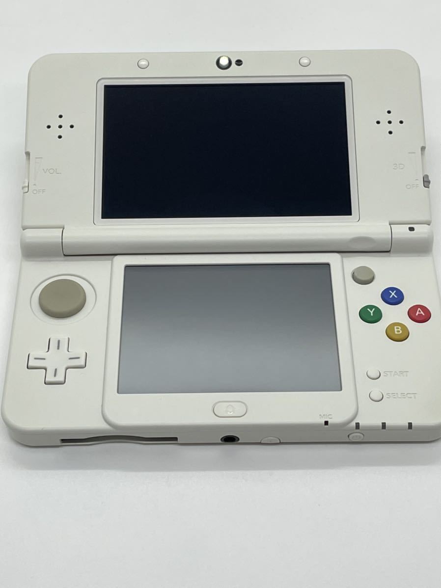 完品・美品】 Newニンテンドー3DS ブラック きせかえ 任天堂 本体