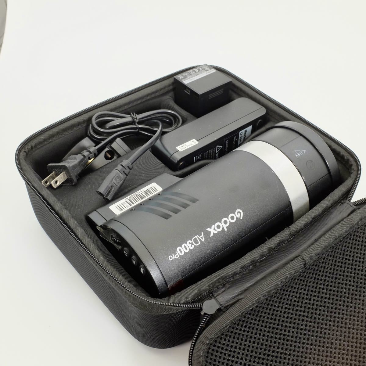 Godox ゴドックス AD300Pro フラッシュストロボ カメラ用品 ケース付き