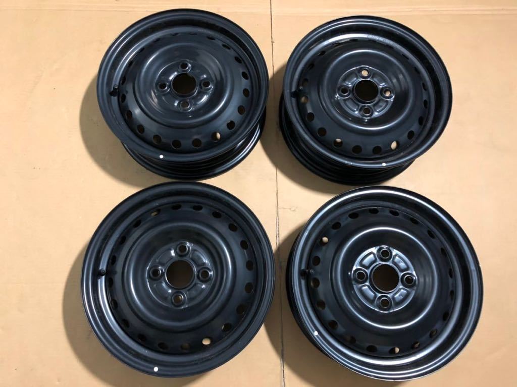 数量限定セール ダイハツ ファンクロス 新車外しタイヤ付純正ホイール
