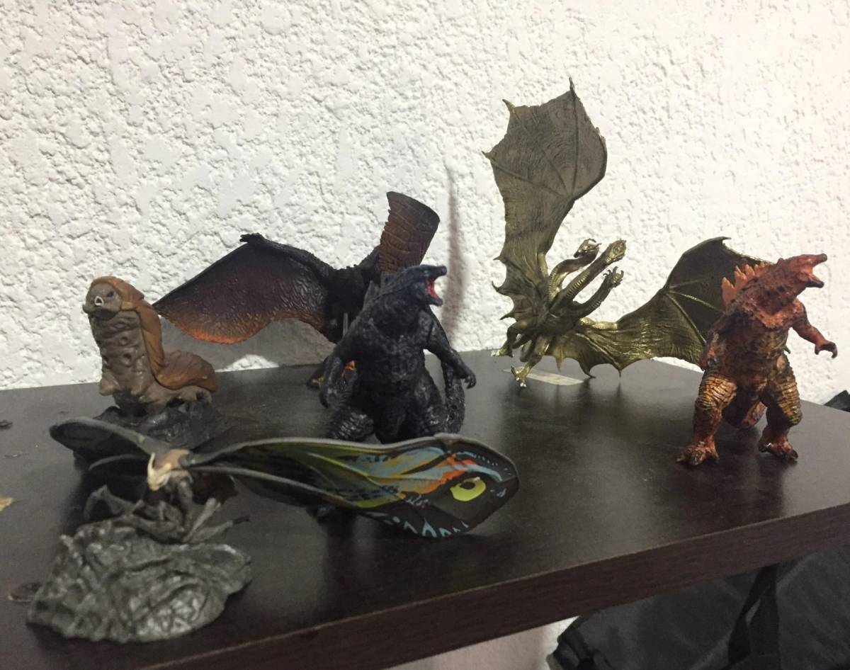 Yahoo!オークション - 大注目 6体セット GODZILLA ゴジラ キング Yahoo!オークション - 大注目 6体セット GODZILLA ゴジラ キング