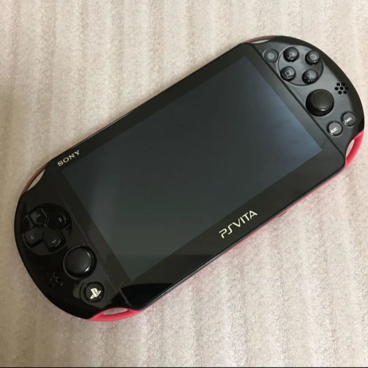 PlayStation Vita（PCH-2000シリーズ）Wi-Fiモデル　プレイステーションヴィータ